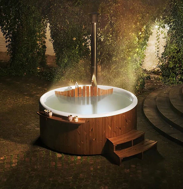 The Farmhouse Wood Burning Hot Tub
