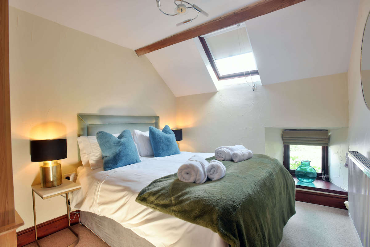 Critchlow Cottage Double Bedroom