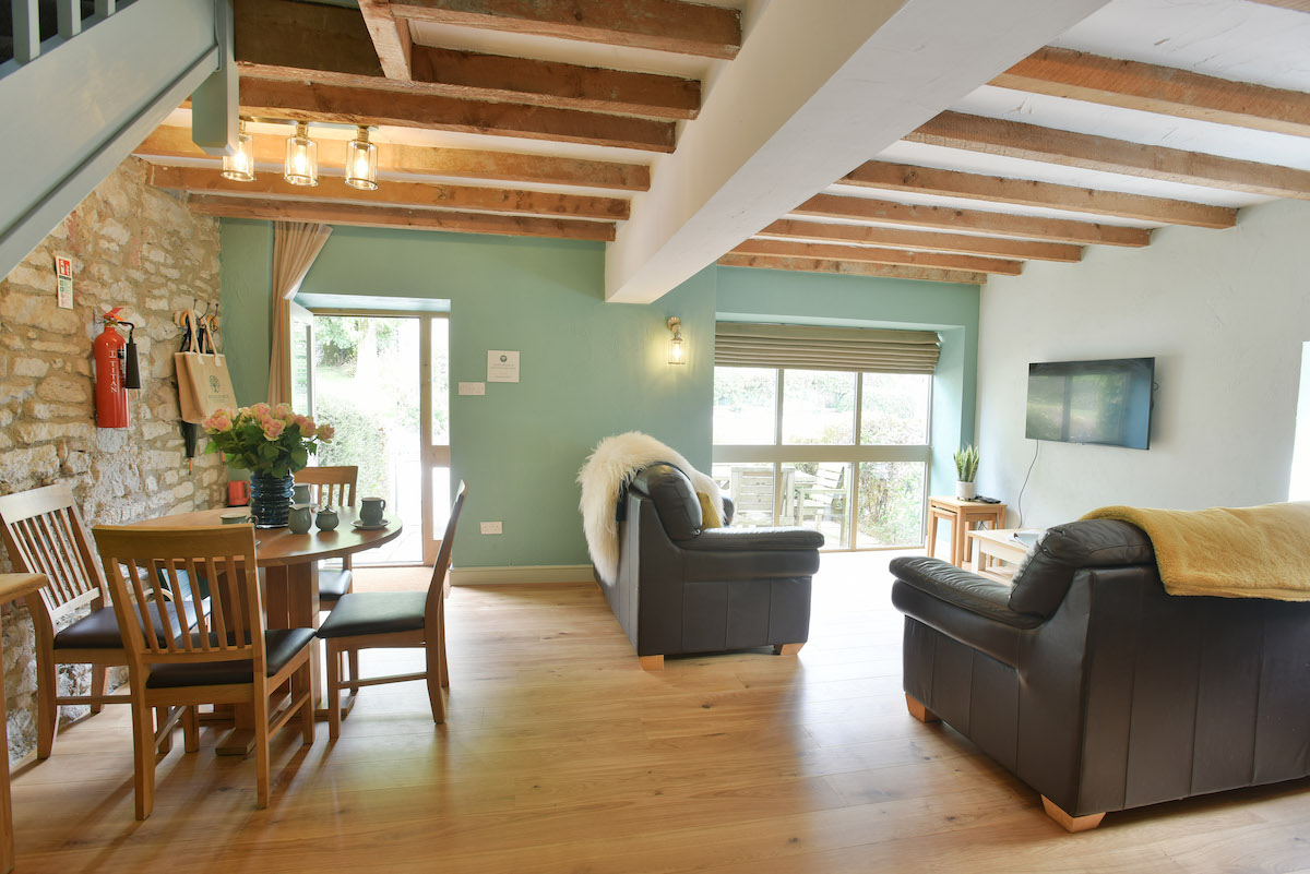 Priestley Cottage Open Plan Living And Dining Area With Underfloor Heating