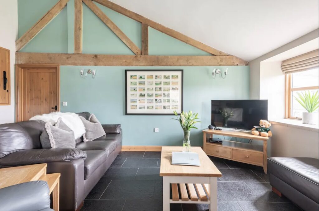 Luxurious wheelchairfriendly cottage Wheeldon Trees Cottages