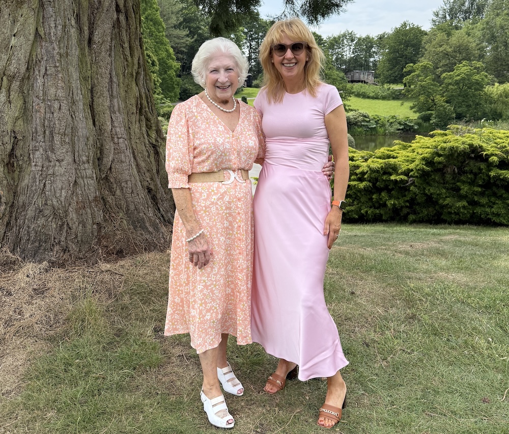 Hazel Roche Afternoon Tea At The Tawny