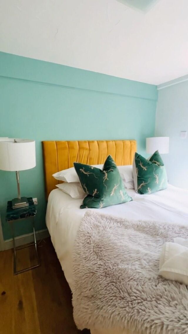 Peak hospitality at Nadin Cottage.#peakdistrict #peakdistrictnationalpark #derbyshire #luxurycottages #luxurystays #countrylife #countryliving #godsowncountry #cottageholidays #airbnbhost #airbnbuk