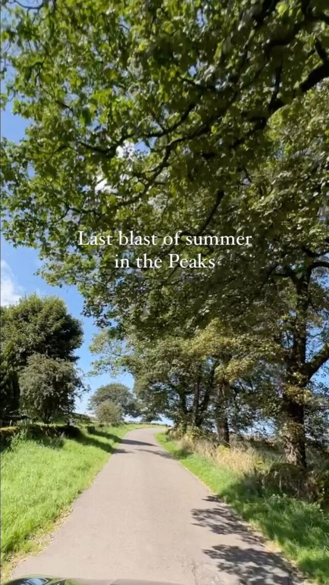 September is definitely making up for August. Hope everyone is enjoying the sunshine.#peakdistrict #peakdistrictnationalpark #derbyshire #holidayletsuk #luxuryescapes #countrylife #countryliving #roadtripping